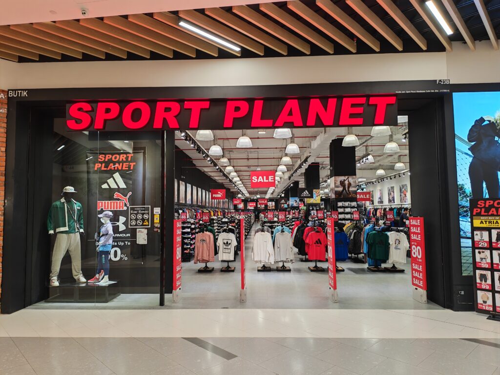 Maxis Exclusive Partner (MEP) One To One Communication Sdn Bhd SS2 Sport Planet Warehouse Outlet @ Atria Shopping Gallery, Petaling Jaya