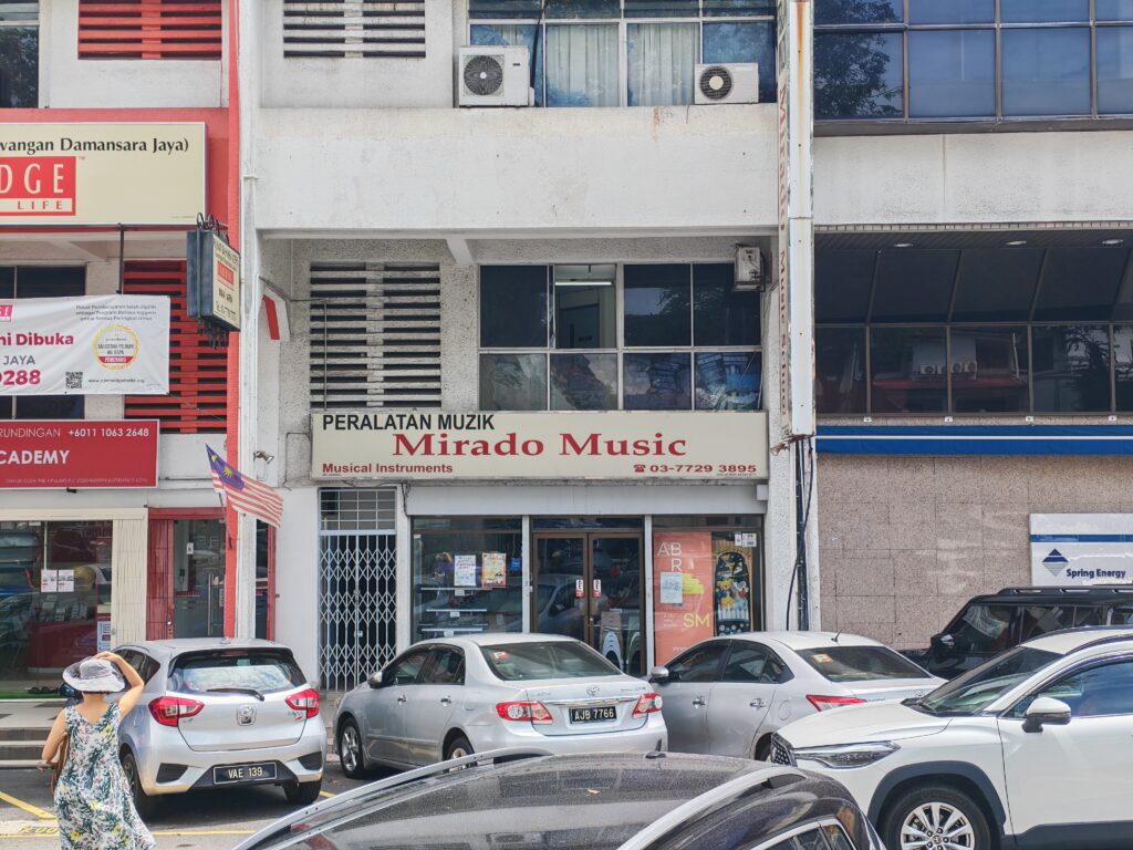 Maxis Exclusive Partner (MEP) One To One Communication Sdn Bhd SS2 Mirado Music @ Damansara Jaya, Petaling Jaya