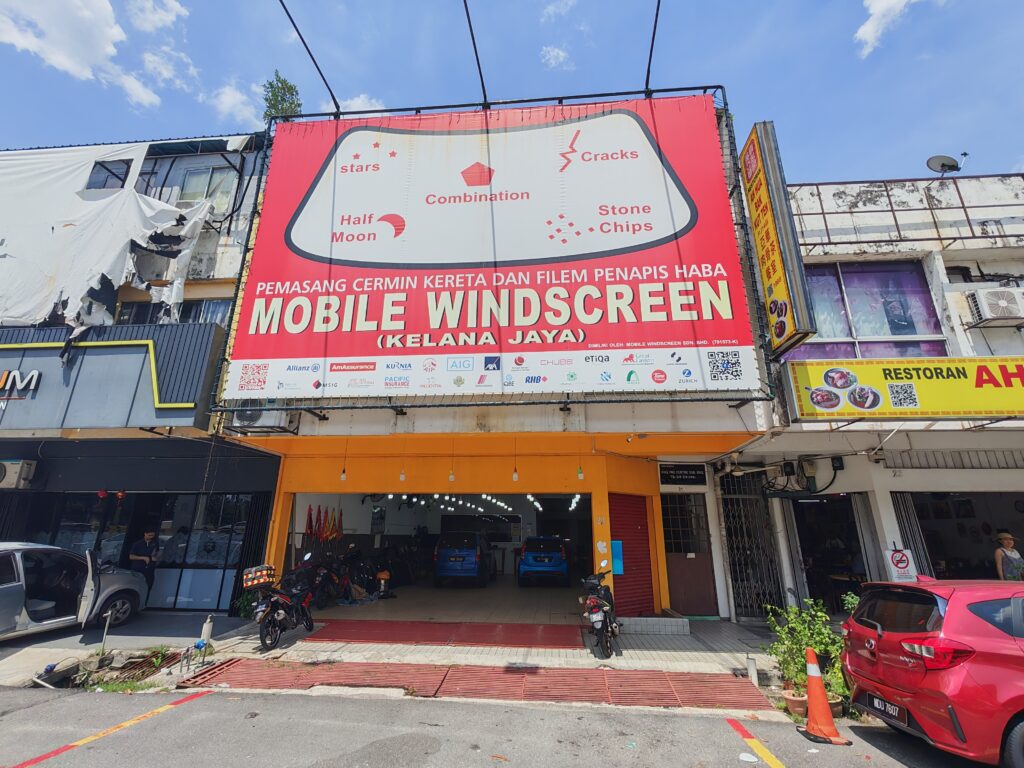 Maxis Exclusive Partner (MEP) One To One Communication Sdn Bhd SS2 Mobile Windscreen (Kelana Jaya), Petaling Jaya