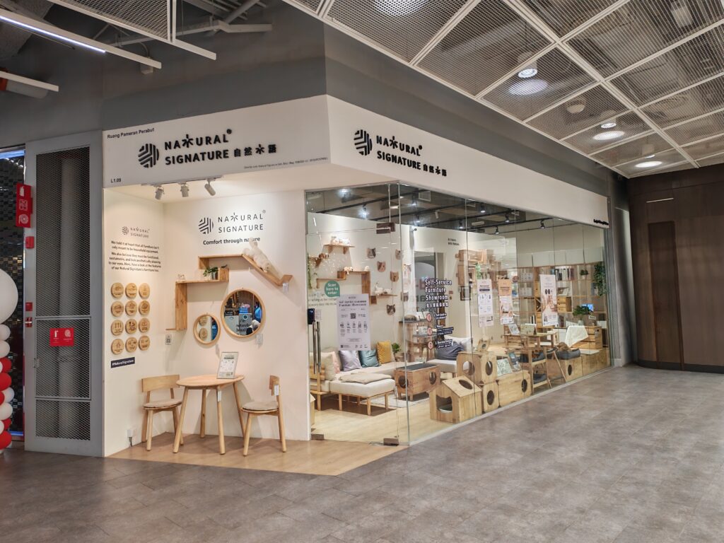Natural Signature IPC Self-service Furniture Showroom, Petaling Jaya