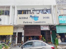 Parkway Laundrette (Kedai Doby Parkway) @ Damansara Jaya, Petaling Jaya