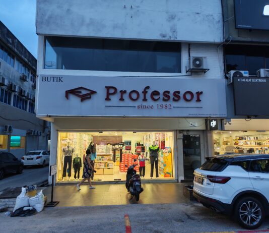 Professor Uniform SS2 HQ, Petaling Jaya
