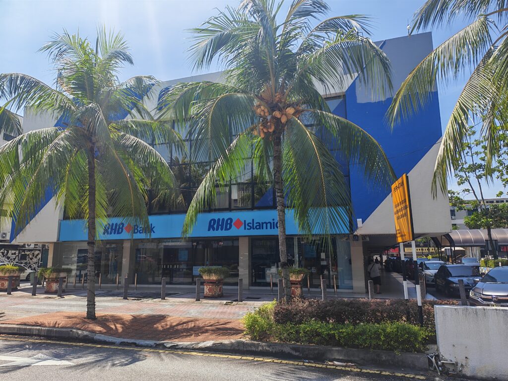 Maxis Exclusive Partner (MEP) One To One Communication Sdn Bhd SS2 RHB Bank Branch P.J New Town, Petaling Jaya
