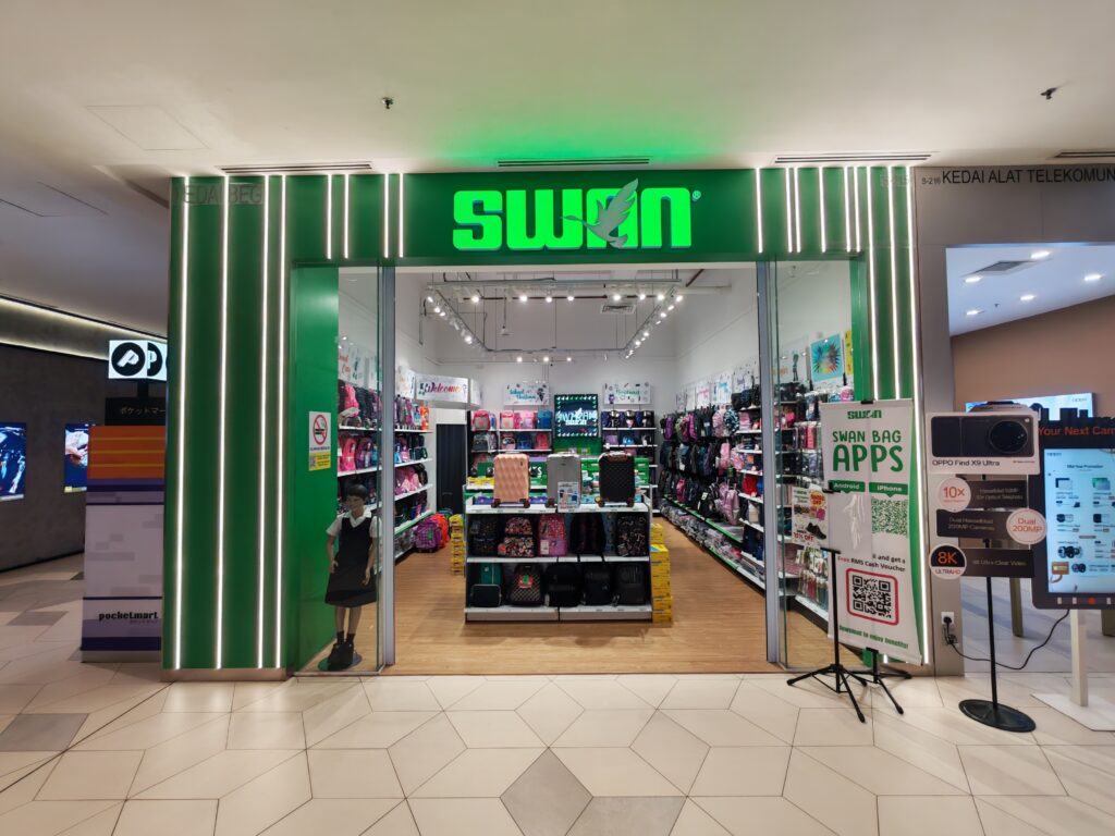 Maxis Exclusive Partner (MEP) One To One Communication Sdn Bhd SS2 SWAN Uptown @ The Starling Mall, Petaling Jaya