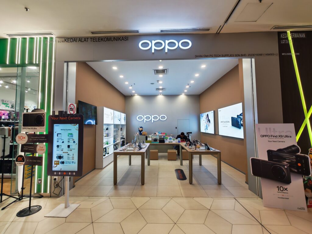 Maxis Exclusive Partner (MEP) One To One Communication Sdn Bhd SS2 OPPO Experience Store The Starling Mall, Damansara Uptown Petaling Jaya