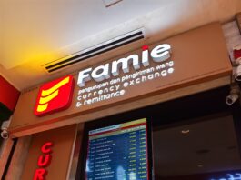 Famie Currency Exchange and Remittance Starling Mall