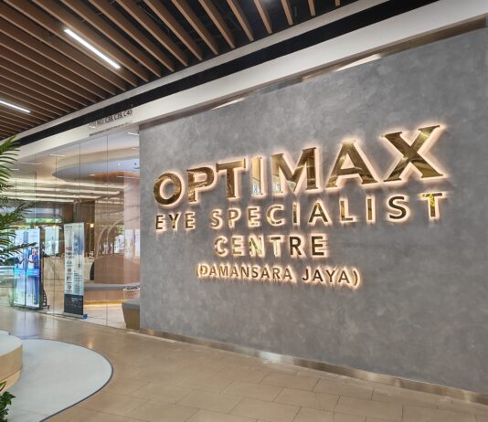 Optimax Eye Specialist Centre Atria Shopping Gallery Damansara Jaya Exterior View